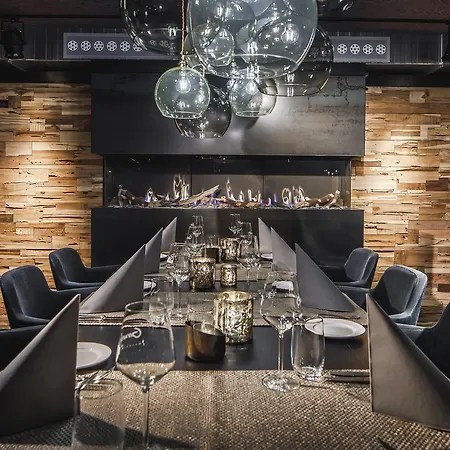 Отель Gerardushoeve Хейенрат